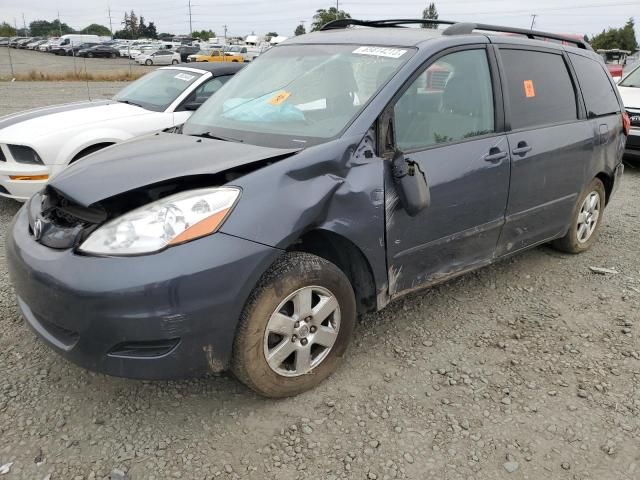 2010 Toyota Sienna CE