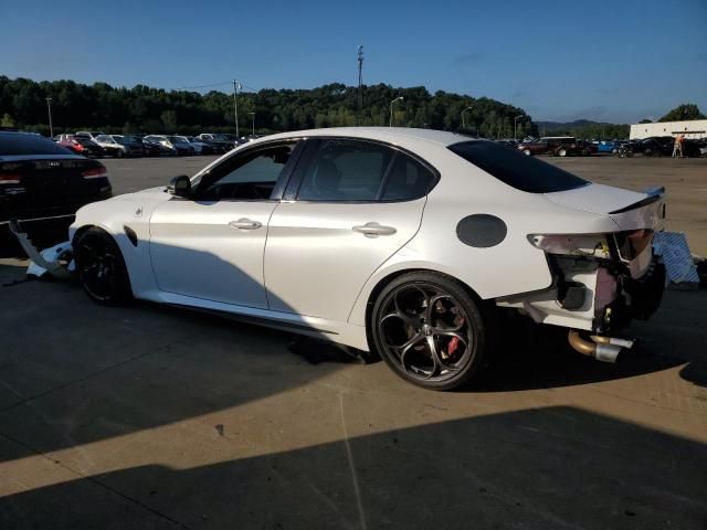 2017 Alfa Romeo Giulia Quadrifoglio