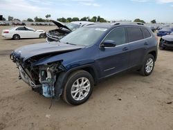 Salvage cars for sale from Copart Bakersfield, CA: 2018 Jeep Cherokee Latitude Plus