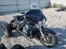 Salvage cars for sale from Copart Franklin, WI: 2016 Harley-Davidson Flhtcutg TRI Glide Ultra