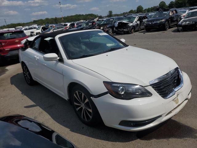 2013 Chrysler 200 S