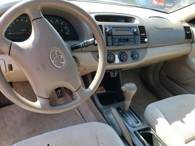 2004 Toyota Camry LE