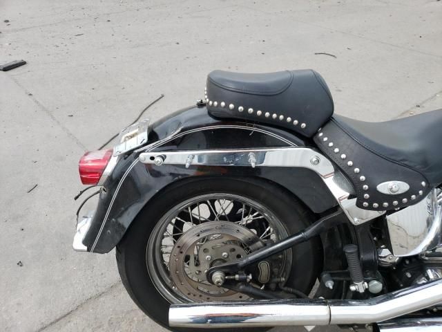 2004 Harley-Davidson Flstc