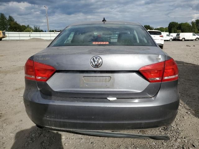 2013 Volkswagen Passat SE