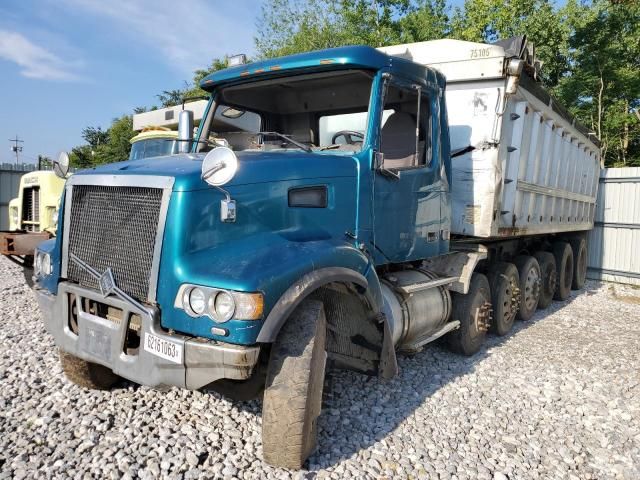 2002 Volvo VHD