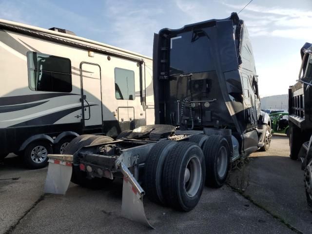 2016 Kenworth Construction T680