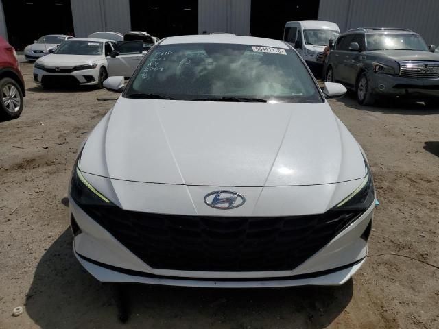 2021 Hyundai Elantra SE