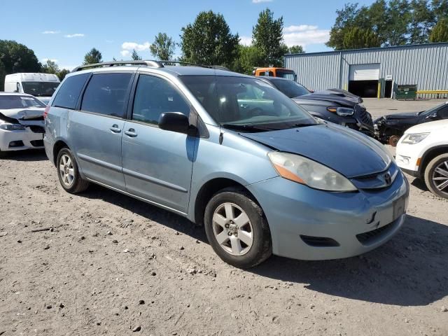 2006 Toyota Sienna CE