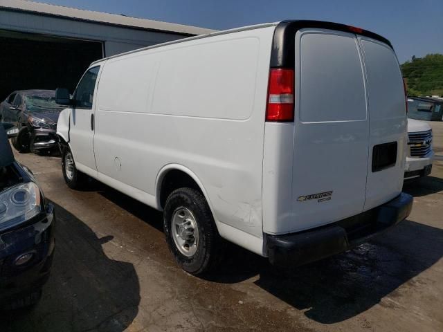 2016 Chevrolet Express G2500