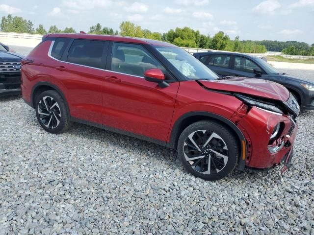 2022 Mitsubishi Outlander SE