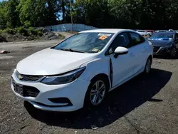 Vehiculos salvage en venta de Copart Marlboro, NY: 2017 Chevrolet Cruze LT