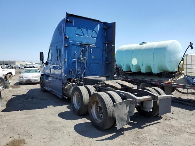 2018 Freightliner Cascadia 125