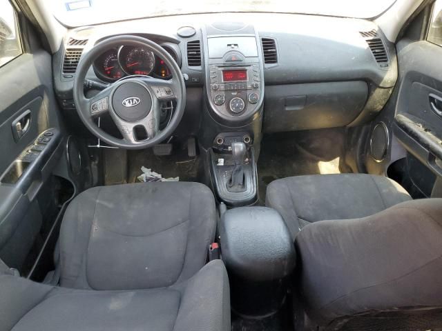 2011 KIA Soul +