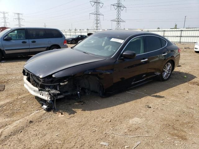 2012 Infiniti M56