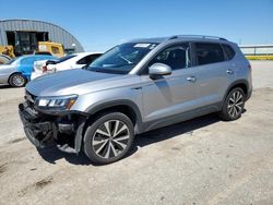 Salvage cars for sale from Copart Wichita, KS: 2022 Volkswagen Taos SE