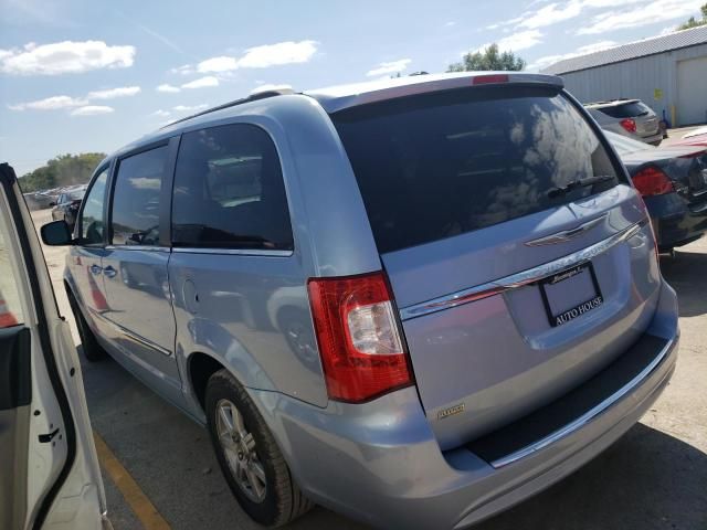 2013 Chrysler Town & Country Touring