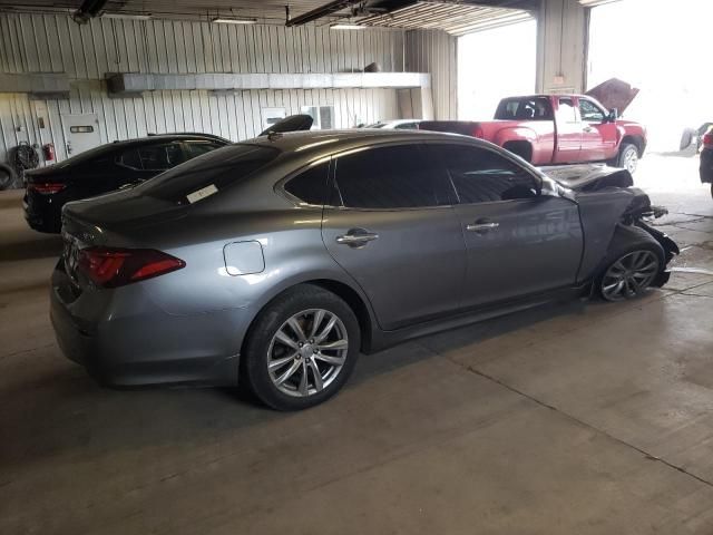 2016 Infiniti Q70 3.7