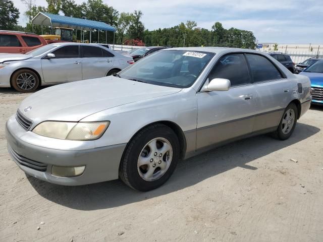 2000 Lexus ES 300