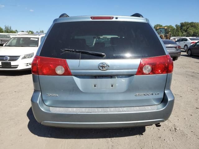 2006 Toyota Sienna CE