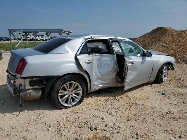 2021 Chrysler 300 Touring