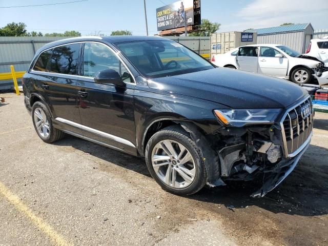 2022 Audi Q7 Premium Plus