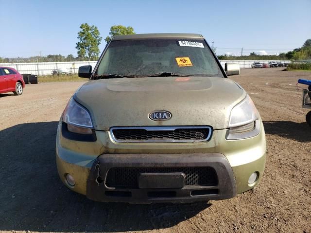 2011 KIA Soul +