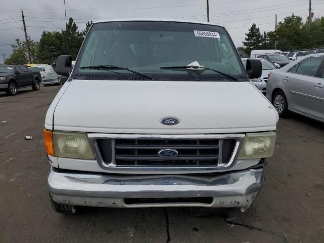 2003 Ford Econoline E350 Super Duty Wagon