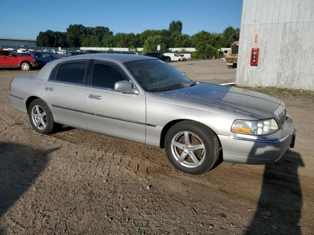 2006 Lincoln Town Car Signature