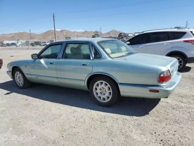 2000 Jaguar XJ8