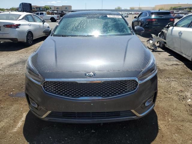 2017 KIA Cadenza Premium