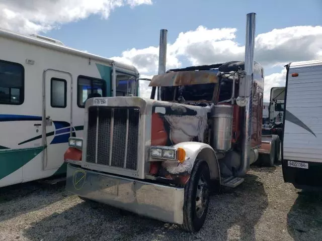 2005 Peterbilt 379