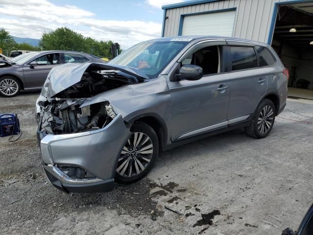 2019 Mitsubishi Outlander ES