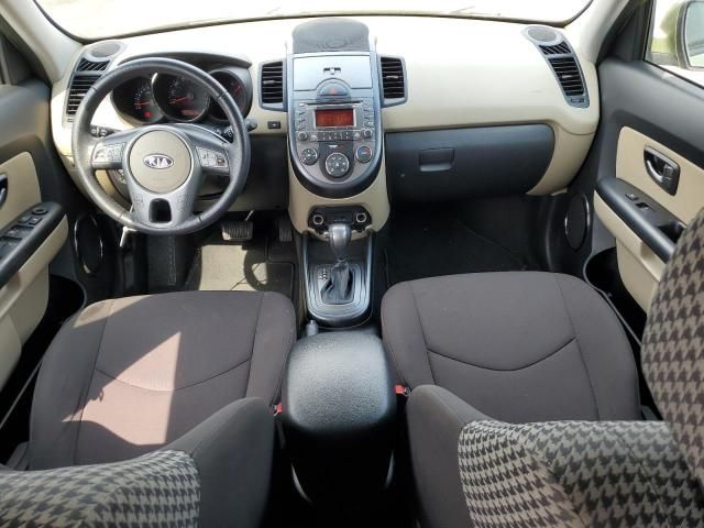 2011 KIA Soul +