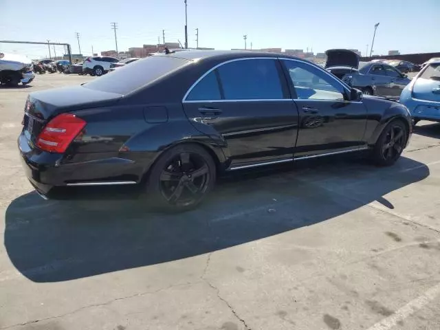 2010 Mercedes-Benz S 550