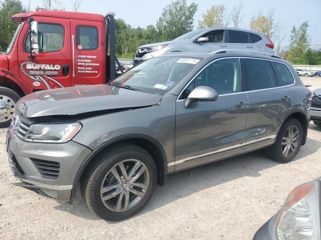 2016 Volkswagen Touareg Sport