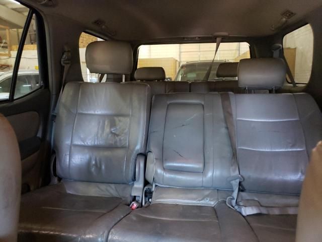 2005 Toyota Sequoia SR5