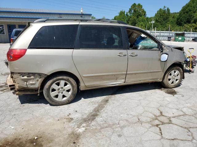 2006 Toyota Sienna CE