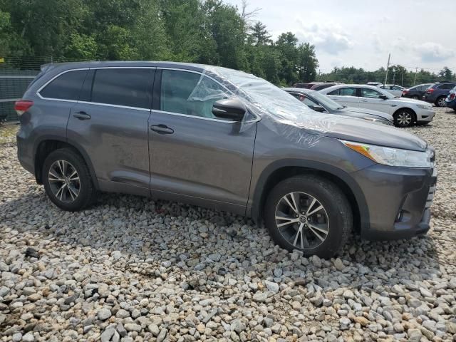 2018 Toyota Highlander LE