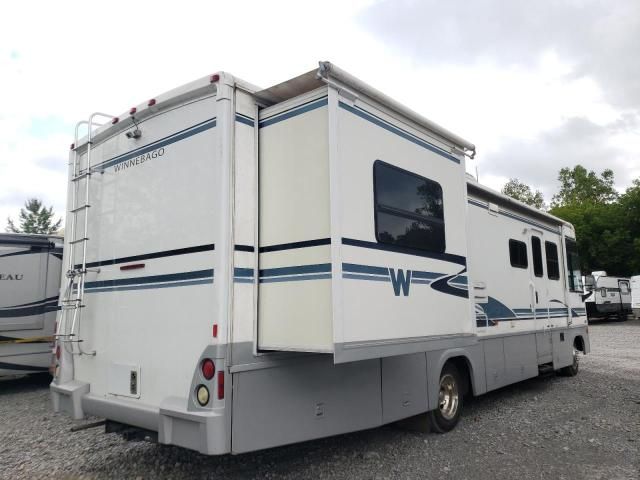 2003 Winnebago 2003 Workhorse Custom Chassis Motorhome Chassis P3