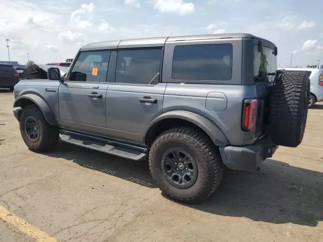 2023 Ford Bronco Base