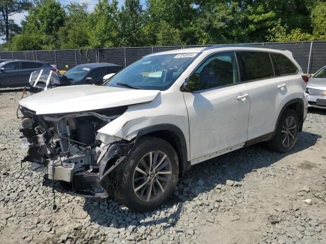 2019 Toyota Highlander SE