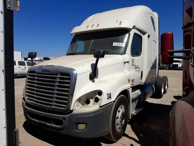 2012 Freightliner Cascadia 125