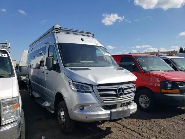 2022 Winnebago 2022 MERCEDES-BENZ Sprinter 3500