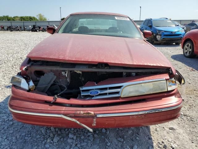 1997 Ford Crown Victoria LX