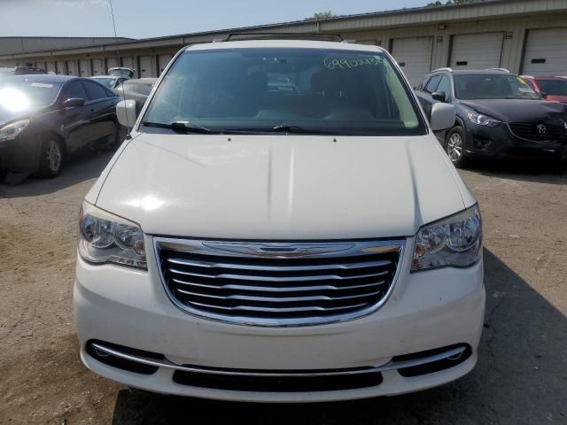 2013 Chrysler Town & Country Touring