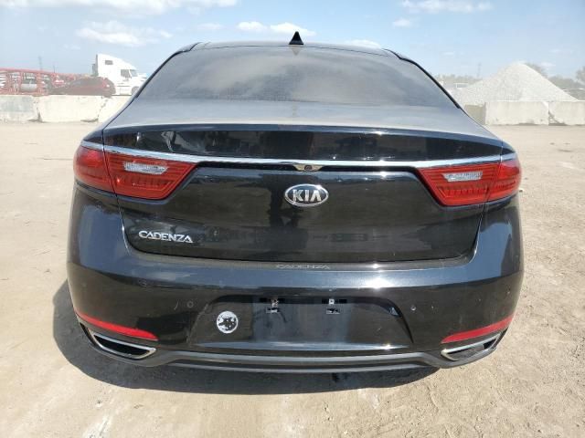 2017 KIA Cadenza Premium