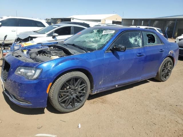 2018 Chrysler 300 S