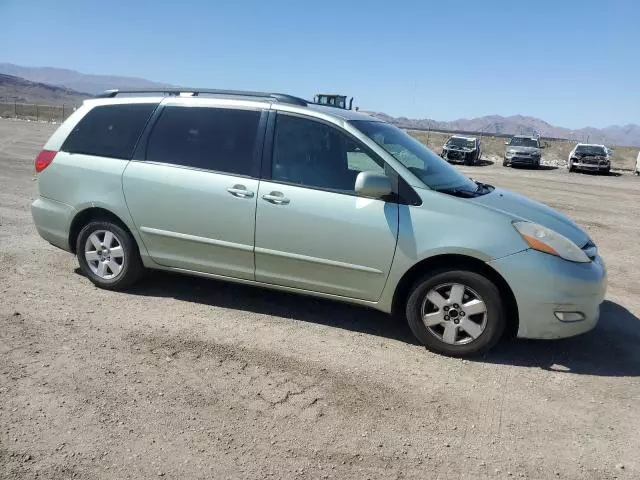 2007 Toyota Sienna XLE