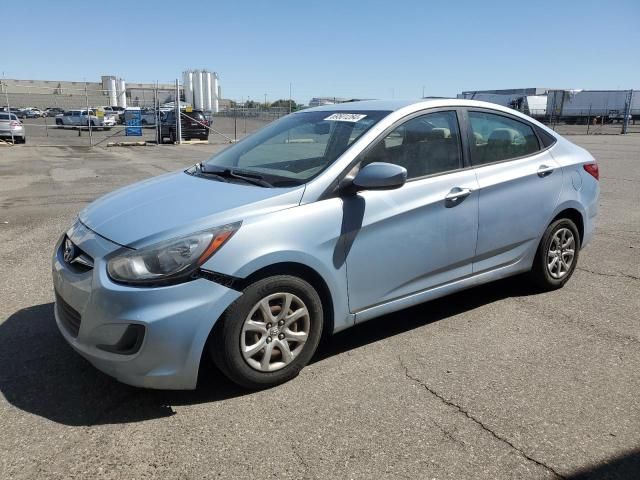 2013 Hyundai Accent GLS