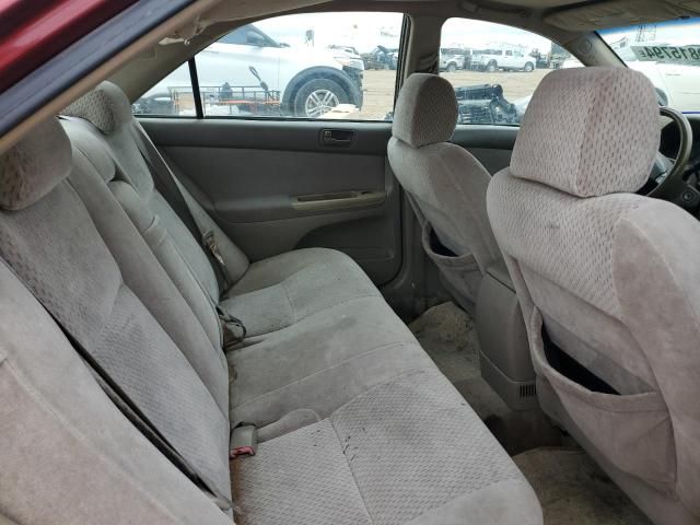 2004 Toyota Camry LE